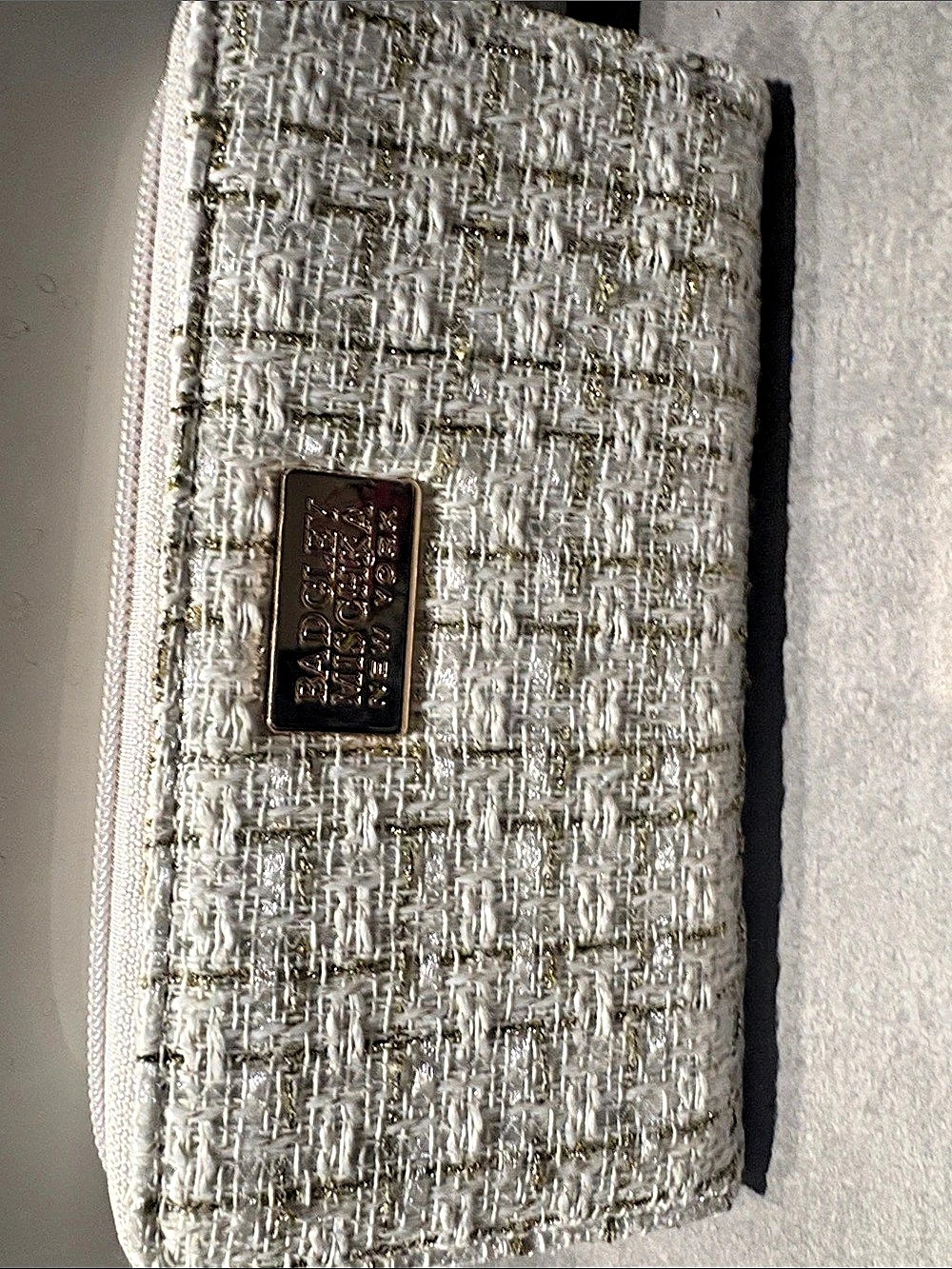 badgley mischka Textured wallet in White & Gold